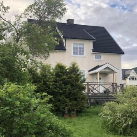 Ferienwohnung Lys Og Sentral Leilighet Med Terrasse Og Hage Lillehammer Exterior foto