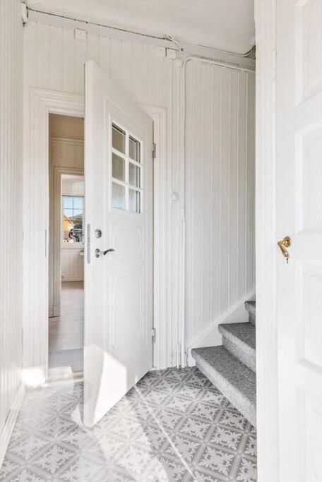 Ferienwohnung Lys Og Sentral Leilighet Med Terrasse Og Hage Lillehammer Exterior foto